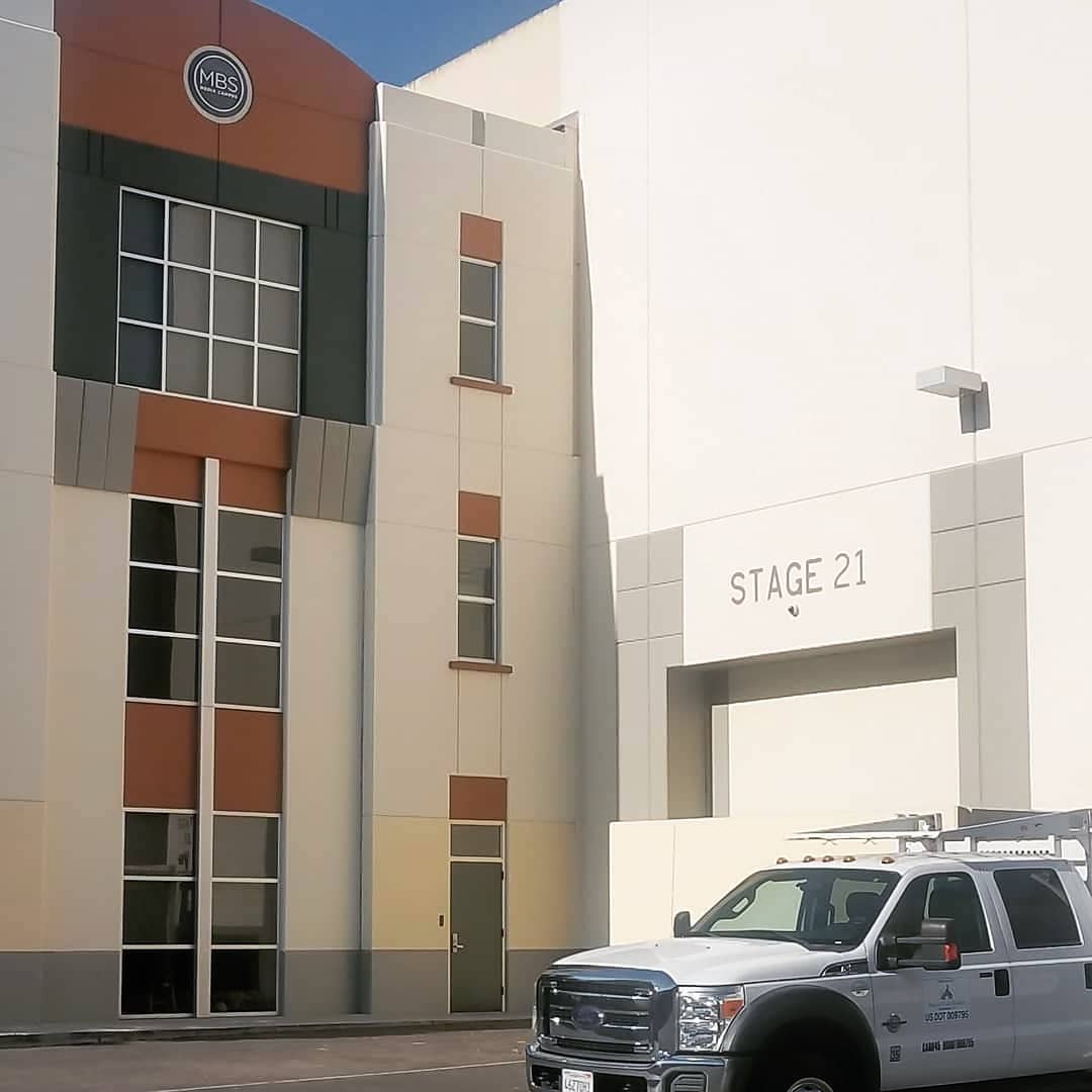 Manhattan Beach Studios ST Picture 7