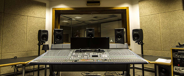 Korda Studios ST Picture 00028