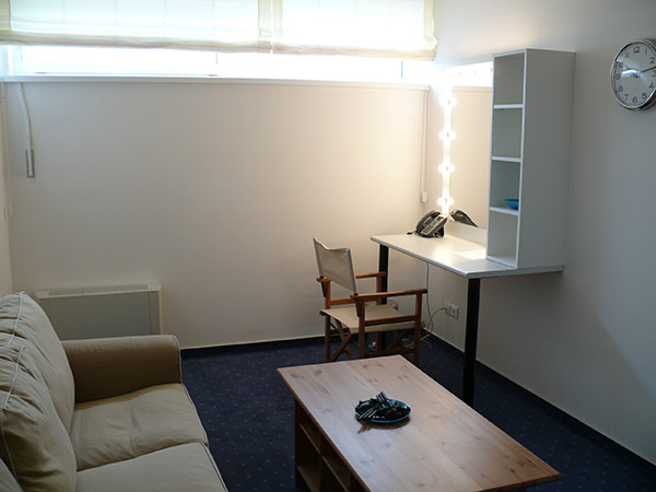 Korda Studios ST Picture 00042
