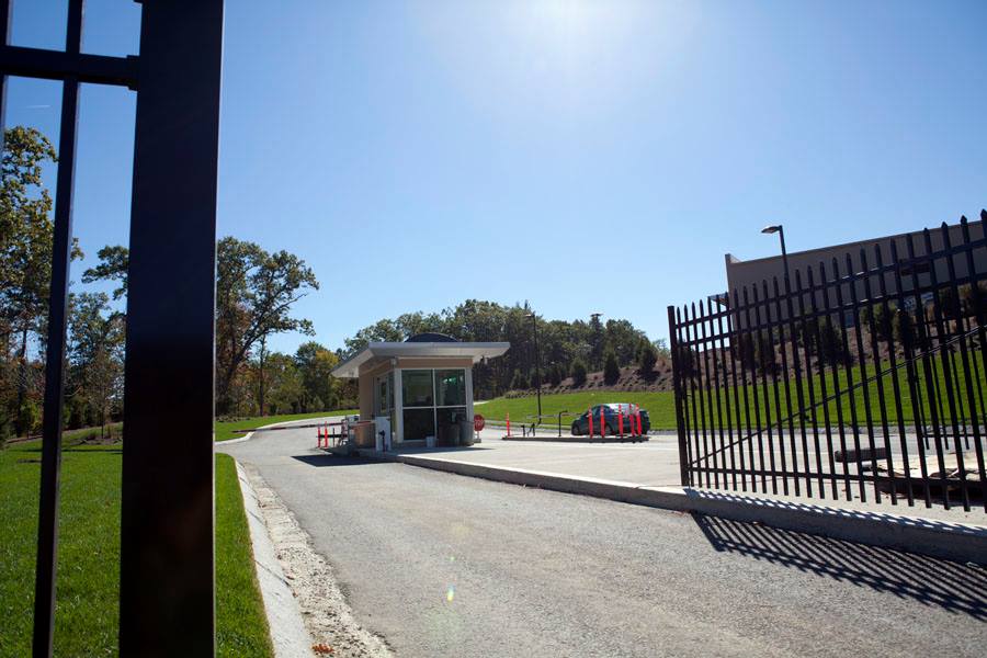 New England Studios ST Picture 6