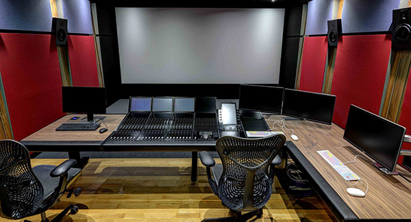 Shepperton Studios ST Picture 29