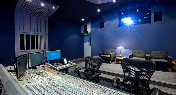 Shepperton Studios ST Picture 42