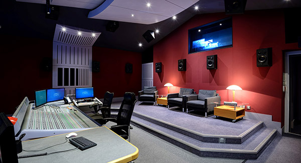 Shepperton Studios ST Picture 69