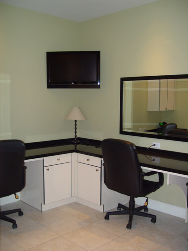 ShowBiz Studios ST Picture 8