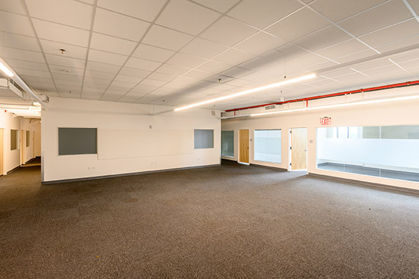 SilverCup Studios North ST Picture 6