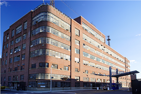Steiner Studios ST Picture 6