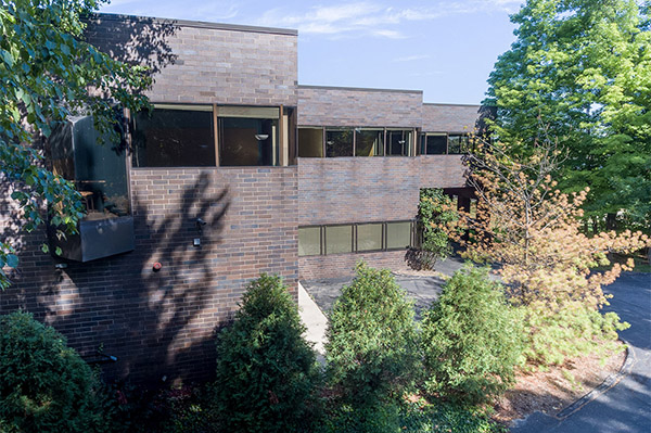 Studio Center ST Picture 2