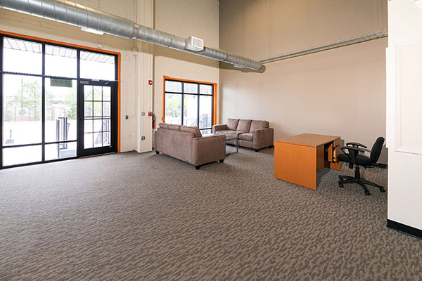 Third Rail Studios ST Picture 37