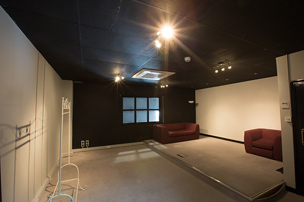 Wimbledon Studios ST Picture 9