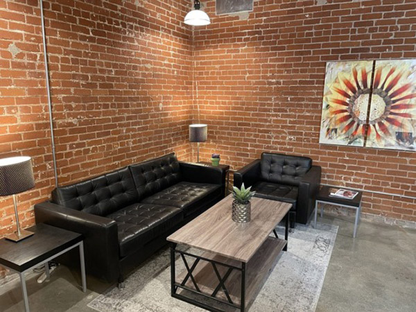 BLT Studios ST Picture 4