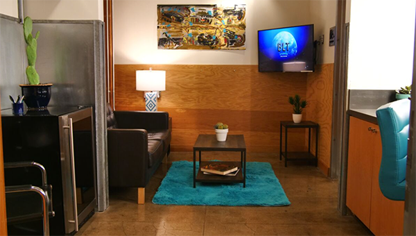 BLT Studios ST Picture 6