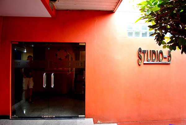 Moonstar Studio ST Picture 15