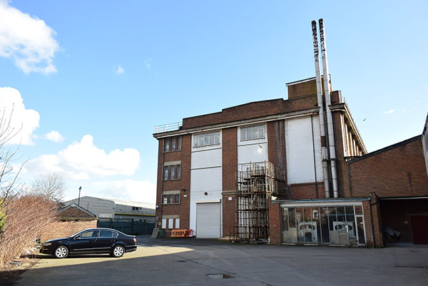 Neasden Studios ST Picture 3