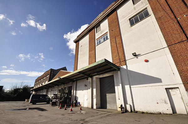Neasden Studios ST Picture 5