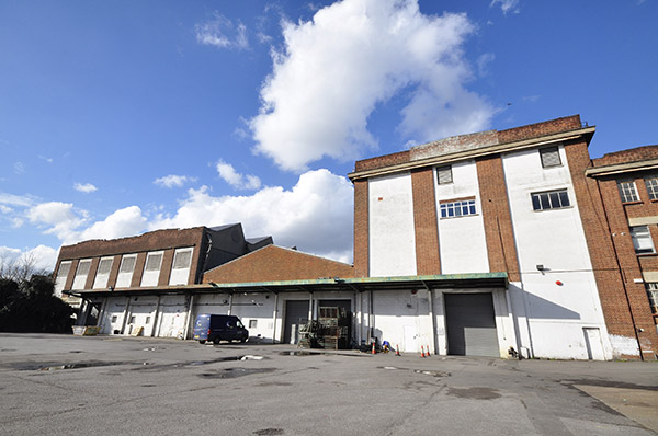 Neasden Studios ST Picture 6