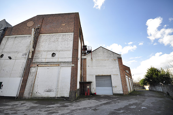 Neasden Studios ST Picture 10