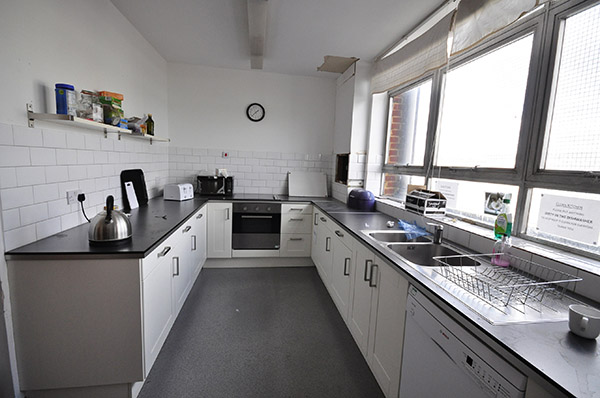 Neasden Studios ST Picture 19