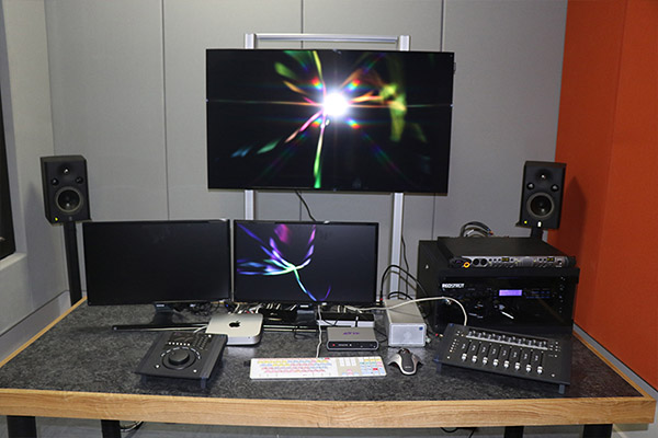 Skyrink Studios ST Picture 14