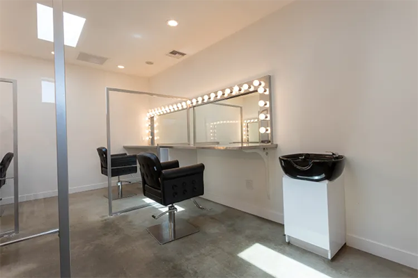 Quixote Studios W Hollywood ST Picture 10
