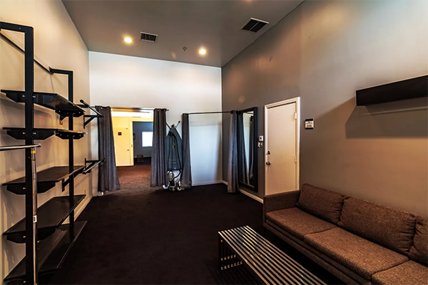 Quixote Studios W Hollywood ST Picture 39