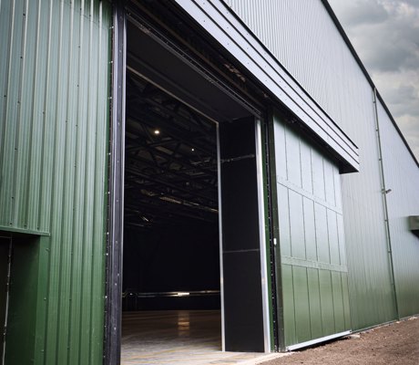 Bovingdon Airfield Studios ST Picture 4