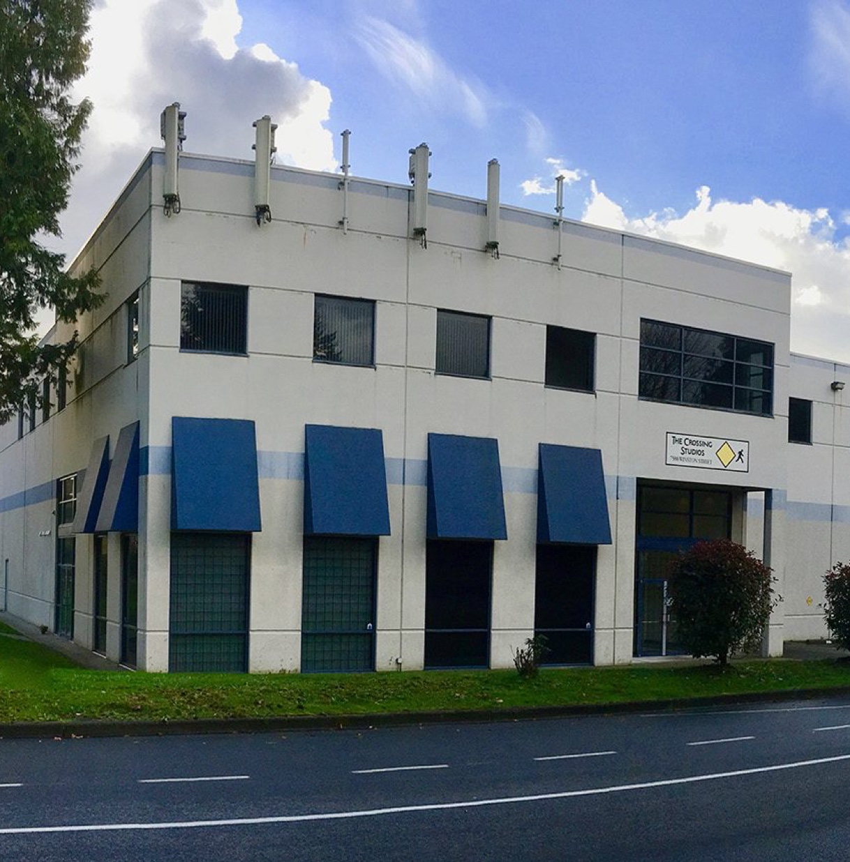 Winston Studios ST Picture 001