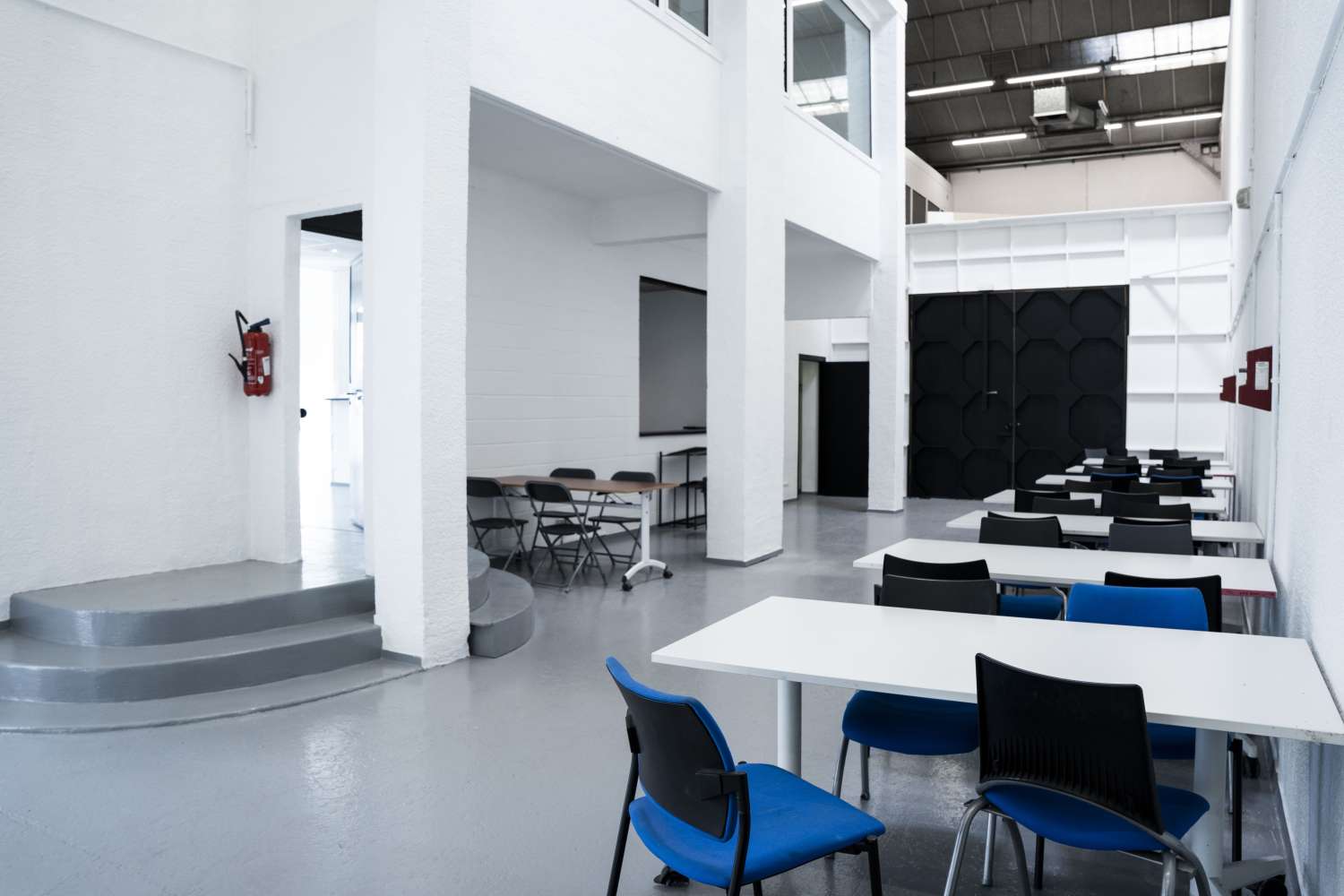Les Studios de la Montjoie ST Picture 2