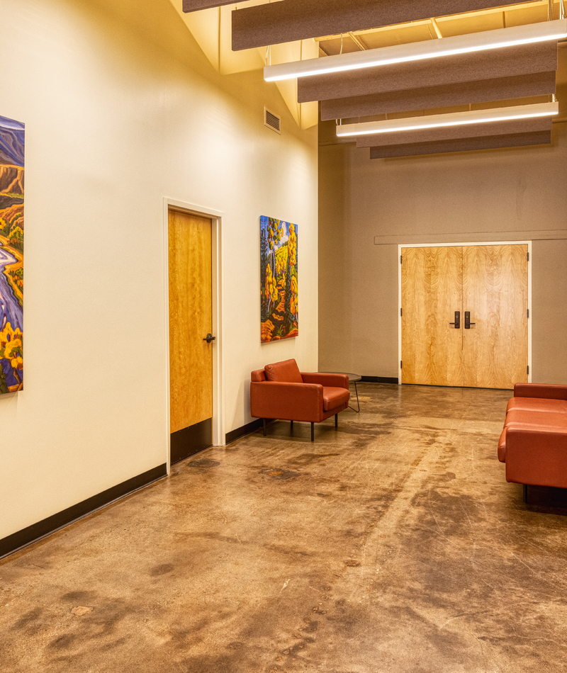 1601 Studios ST Picture 3