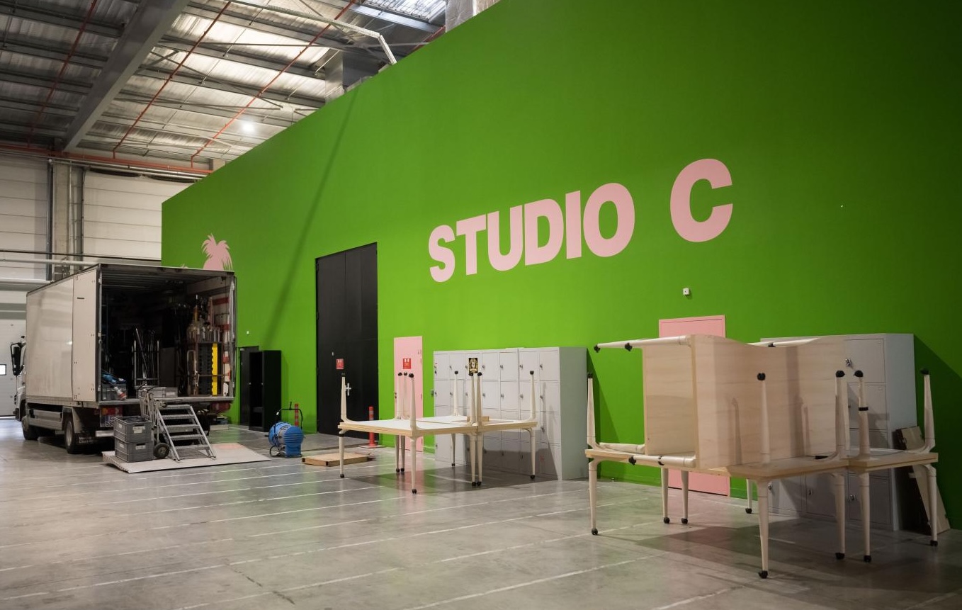 V Studios ST Picture 8