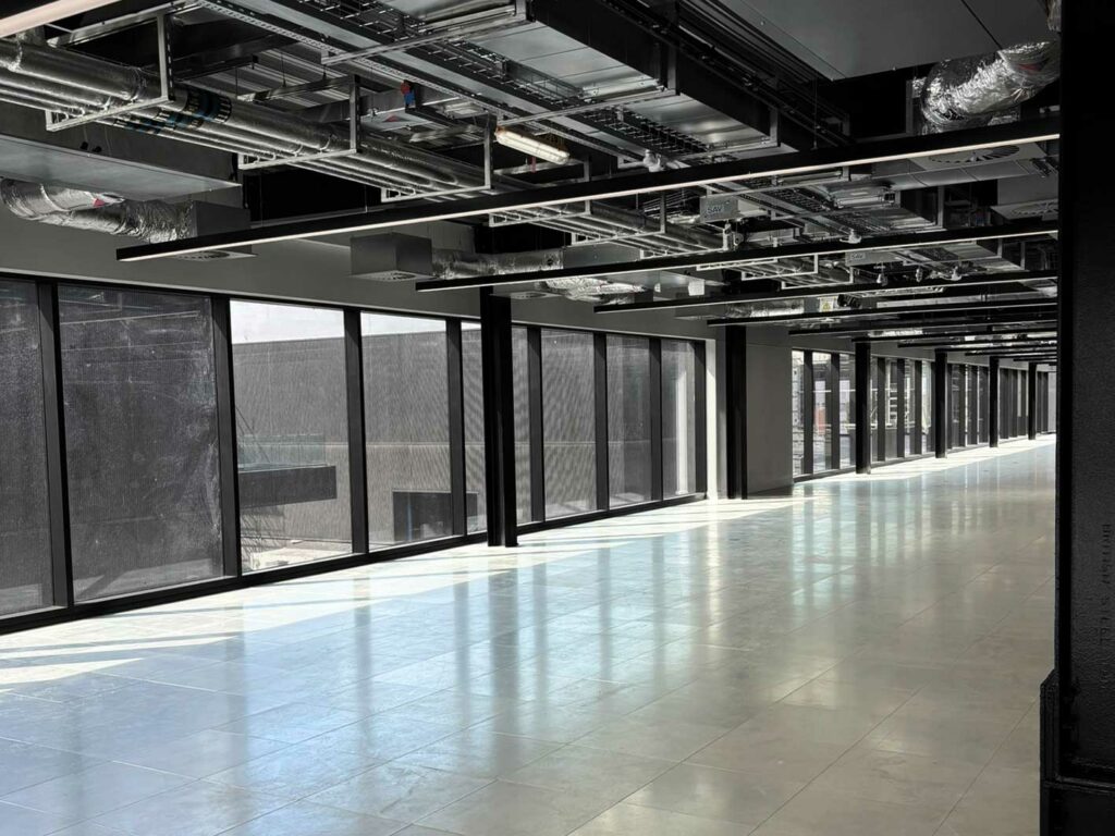 EastBrook Studios ST Picture 7