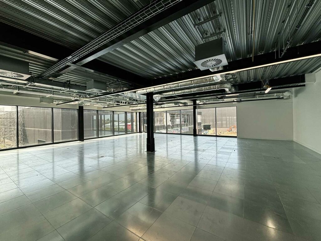 EastBrook Studios ST Picture 9