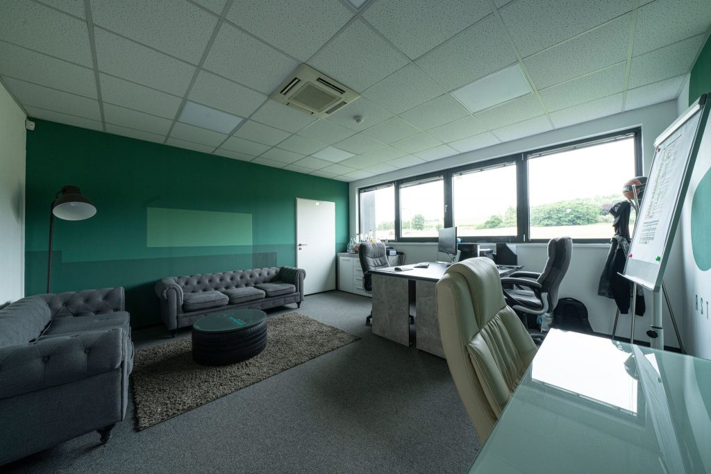 Astra Studios ST Picture 12