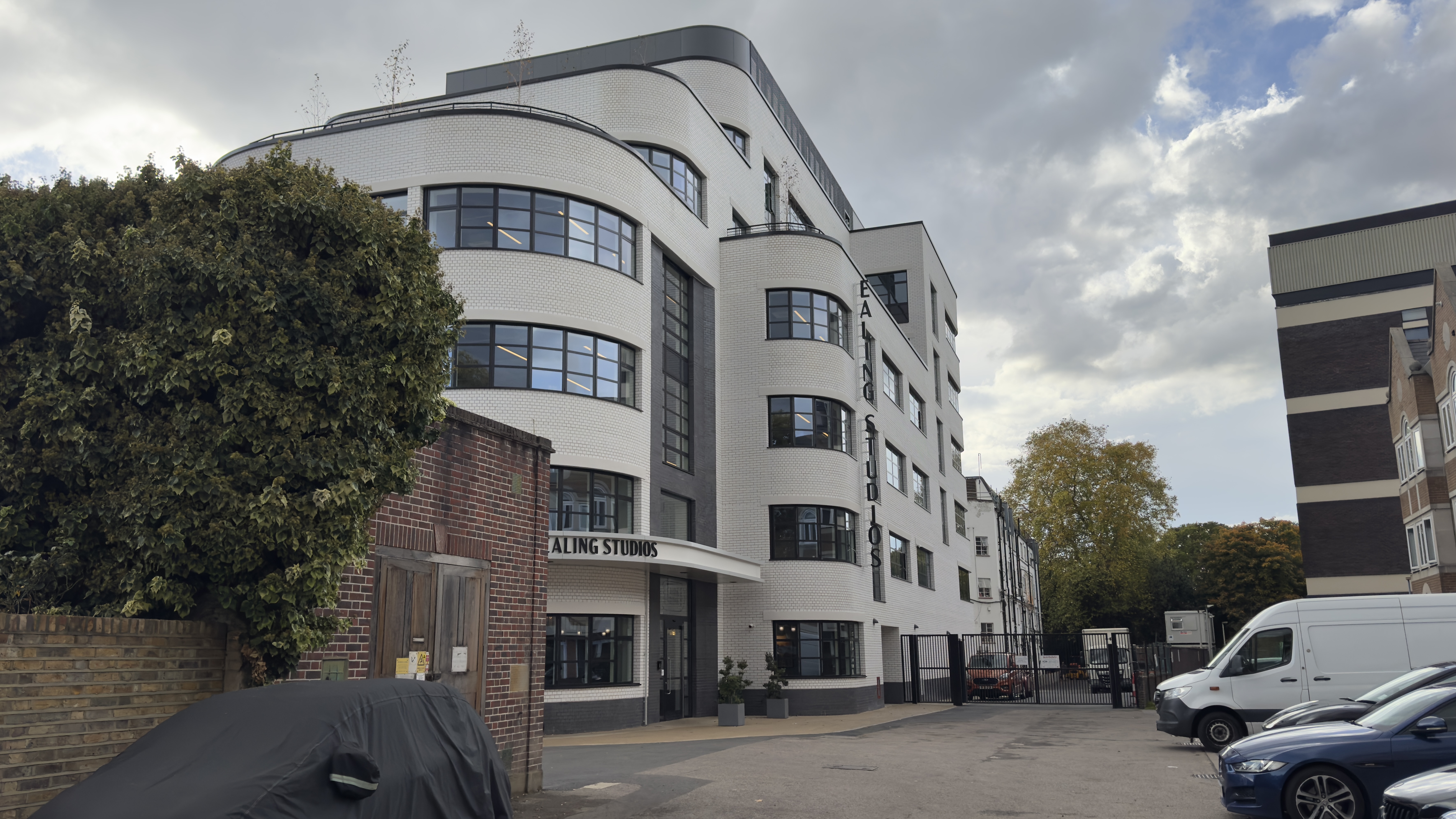 Ealing Studios ST Picture 3 (XR)