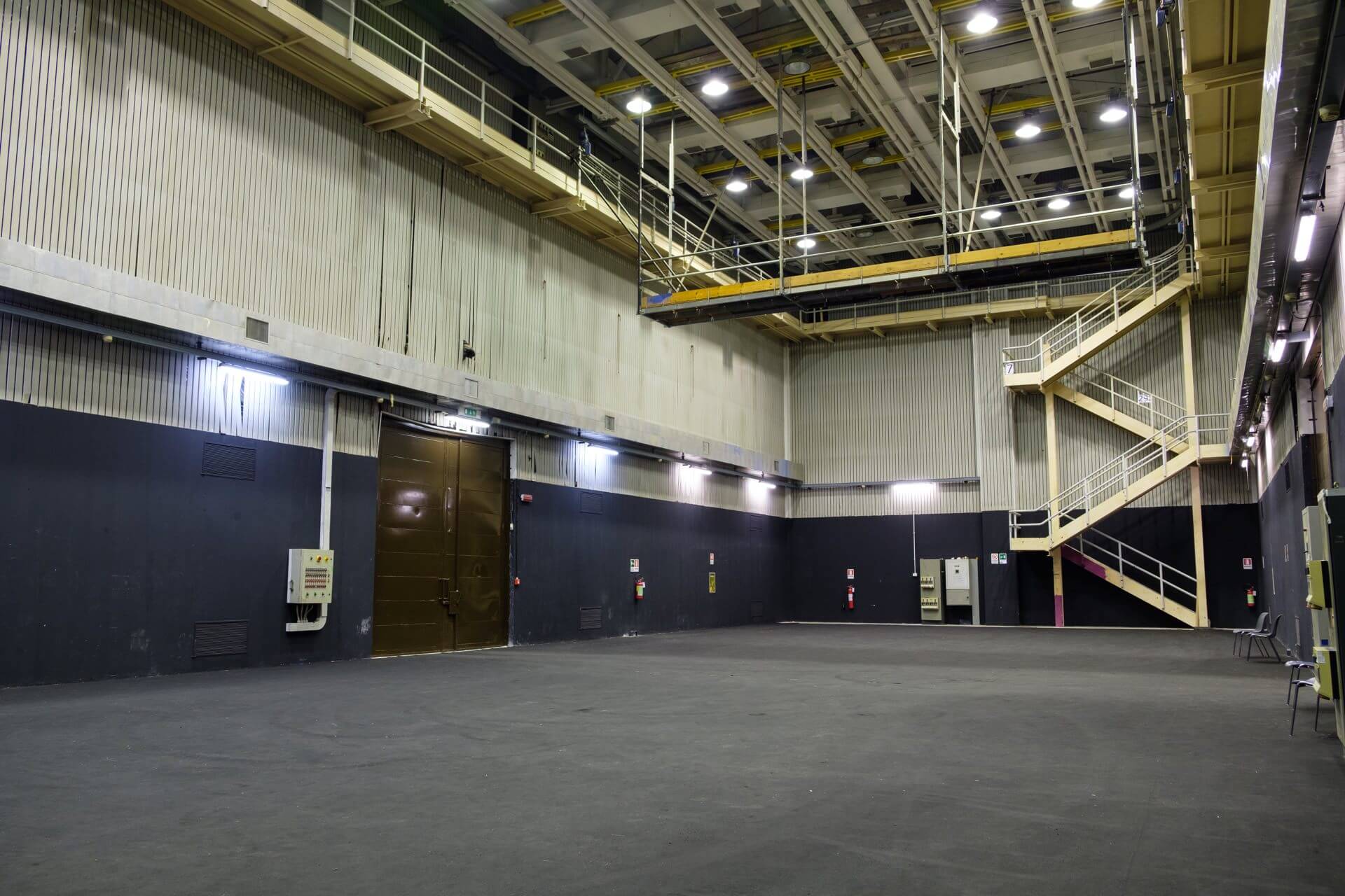 Cinecitta SS Teatro 11 Picture 006