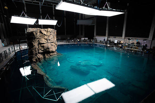 Lites Water Stage & Film Studios SS Water Stage Picture 00017