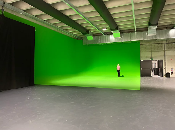 Lites Water Stage & Film Studios SS Stage 4 Picture 00002