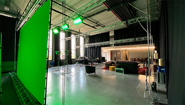 Lites Water Stage & Film Studios SS Stage 6 Picture 001