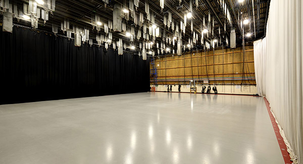 Pinewood Studios SS TV Studio One Picture 4
