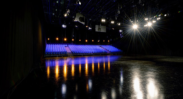 Pinewood Studios SS TV Studio Two Picture 3