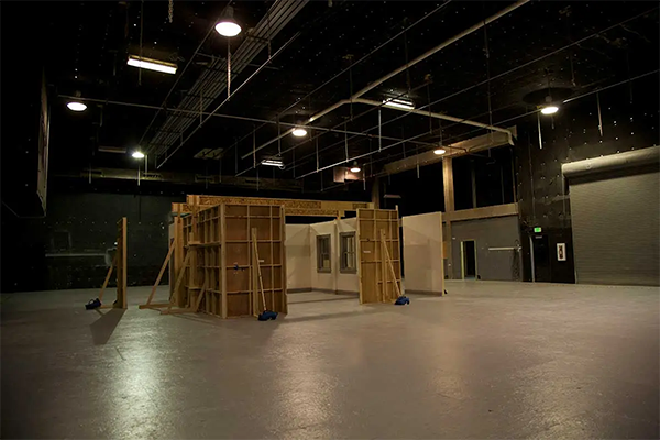 Garson Studios SS Stage B Picture 00007