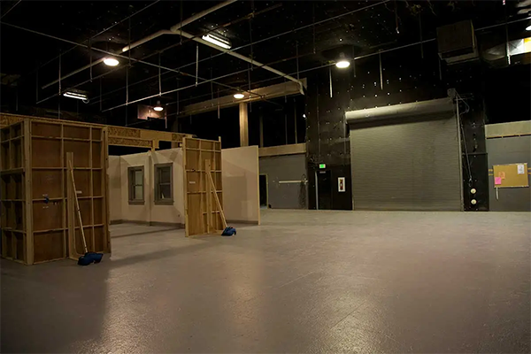 Garson Studios SS Stage B Picture 00008