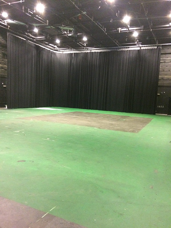 ShowBiz Studios SS Stage 4 Picture 2