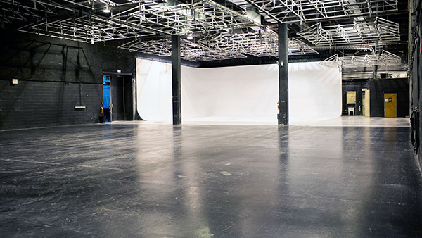 Grandé Studios LaSalle SS Studio A Picture 2