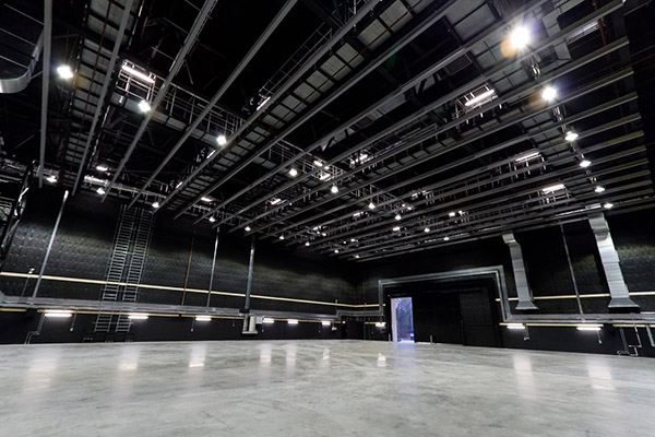 Warner Bros. Studios Leavesden SS O Stage Picture 002
