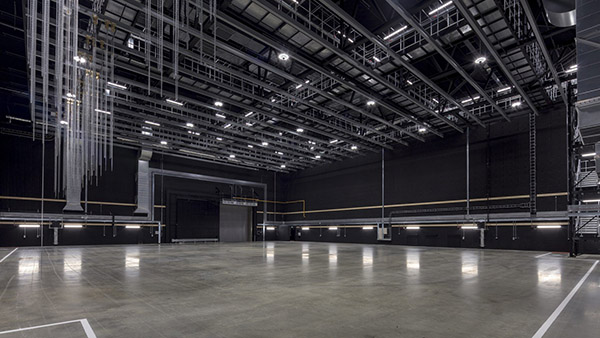 Warner Bros. Studios Leavesden SS Q Stage Picture 001
