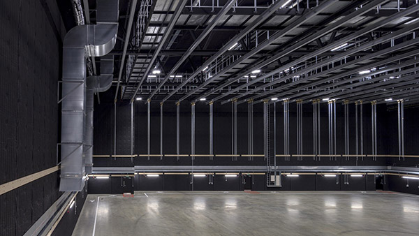 Warner Bros. Studios Leavesden SS Q Stage Picture 003