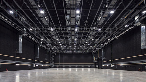 Warner Bros. Studios Leavesden SS T Stage Picture 001