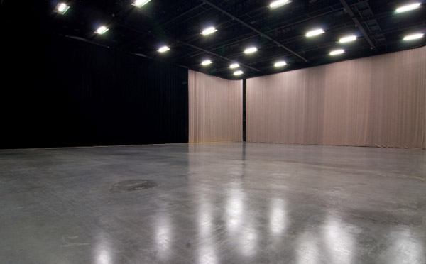 ATM Studio SS Sound Stage A Picture 2
