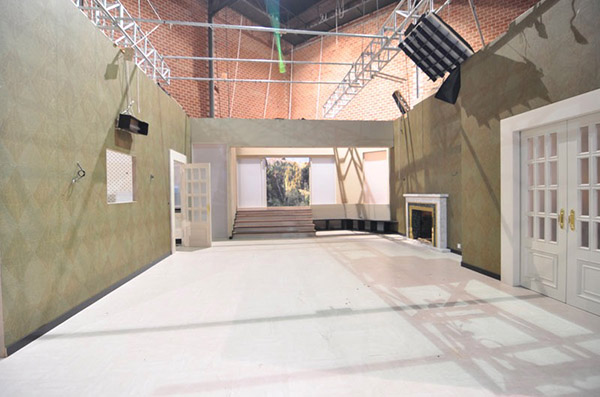 Loasur Studios SS 2 Picture 003