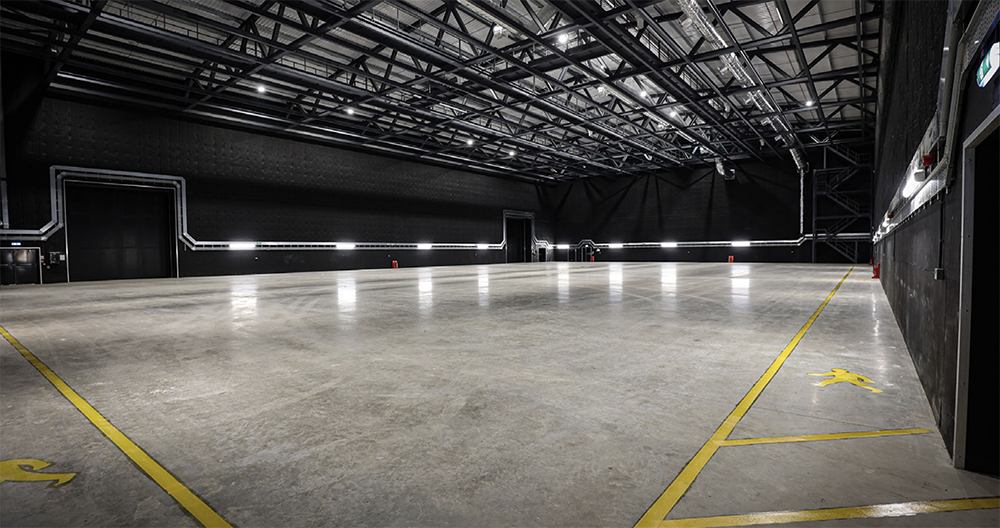 Bovingdon Airfield Studios SS Stage B Picture 003
